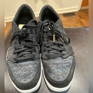 Air Jordan 1 Retro Low OG Premium